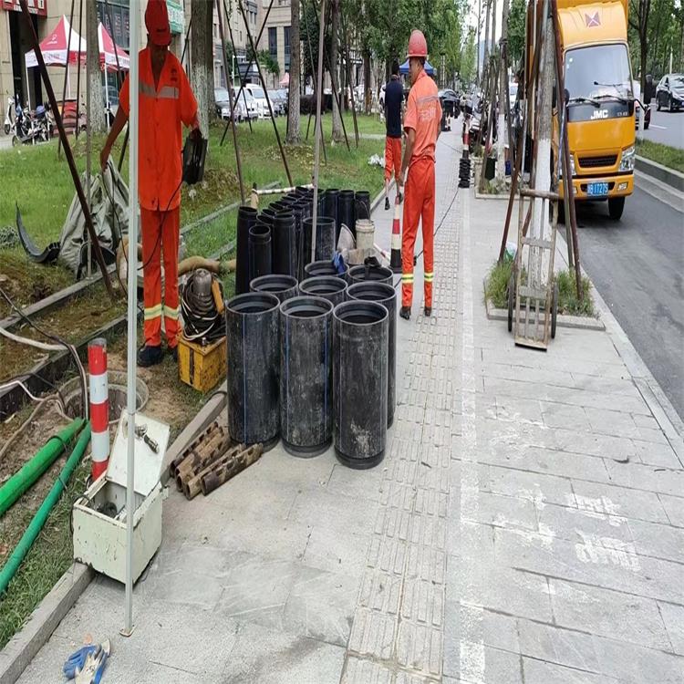 乌尔禾管道短管置换修复