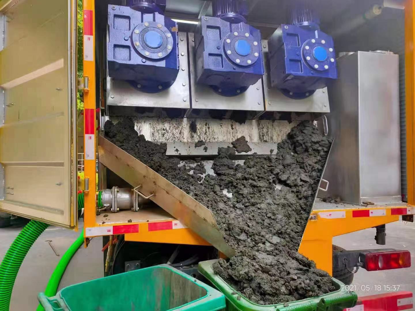 乌尔禾化粪池清掏城市维护站-泥浆净化干湿分离处理